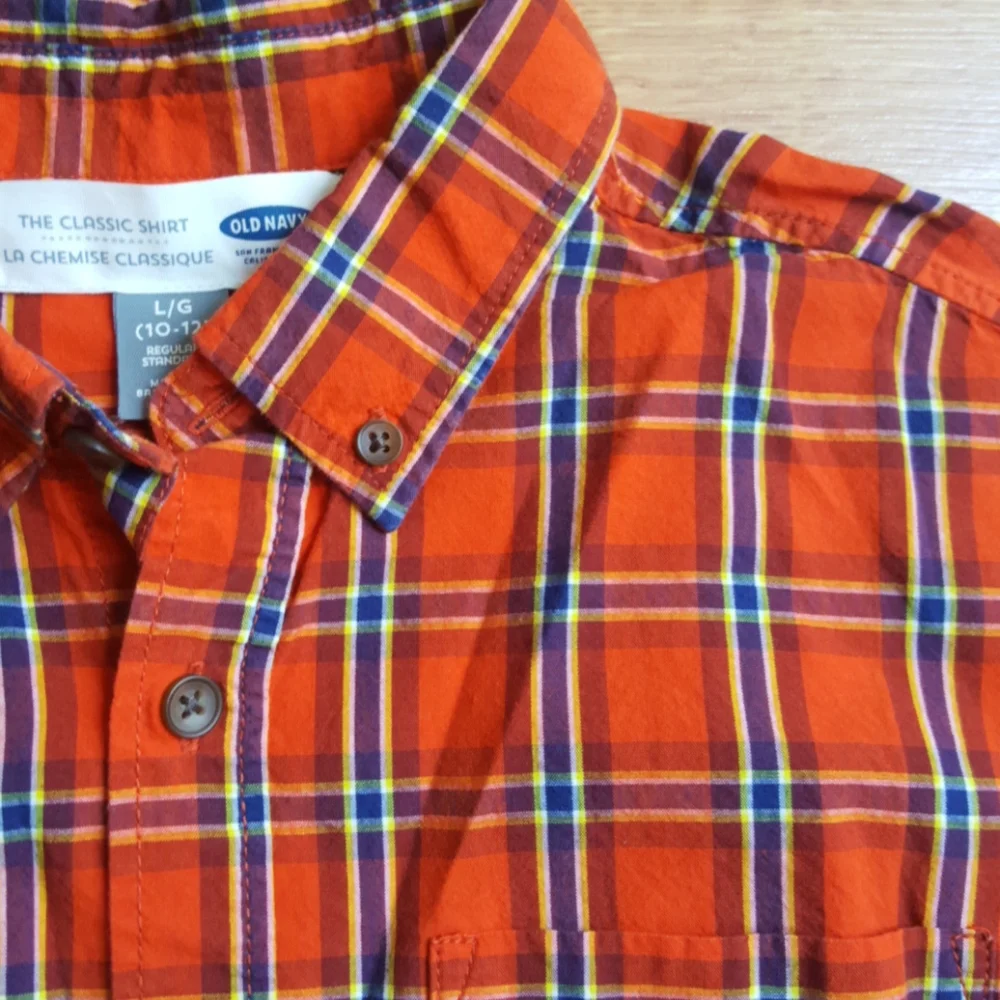 Old navy kids Classic long sleeve shirt red plaid